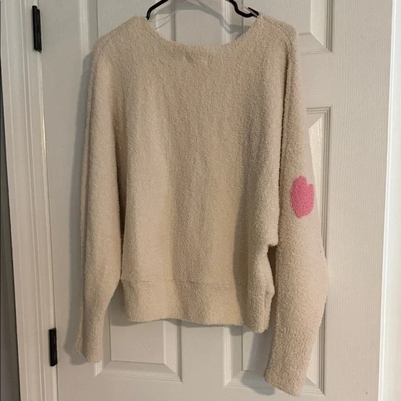 Jessica Simpson Cream Sweater with Pink Hearts - Picture 5 of 7